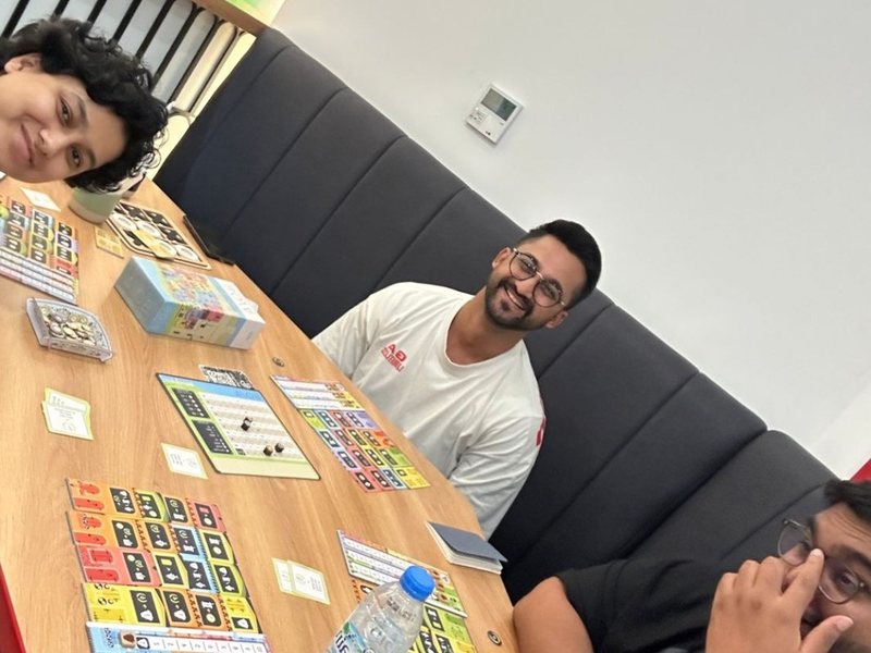 Around a board game with friends
